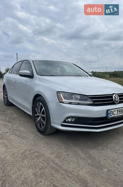 Седан Volkswagen Jetta 2016 в Пустомытах