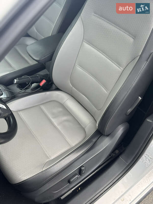 Седан Volkswagen Jetta 2013 в Киеве фото 10 Седан Volkswagen Jetta 2013 в Киеве