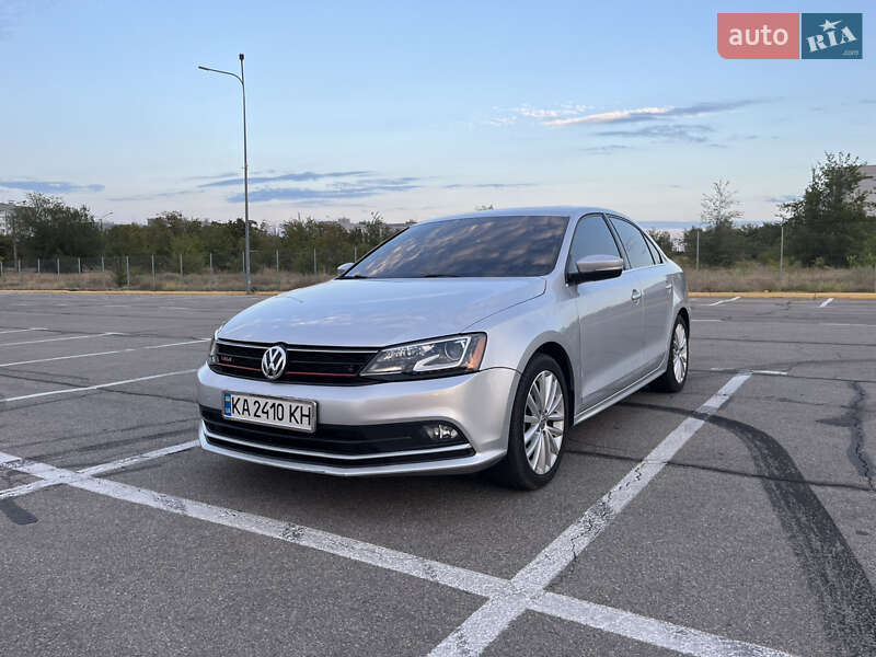 Седан Volkswagen Jetta 2016 в Запорожье