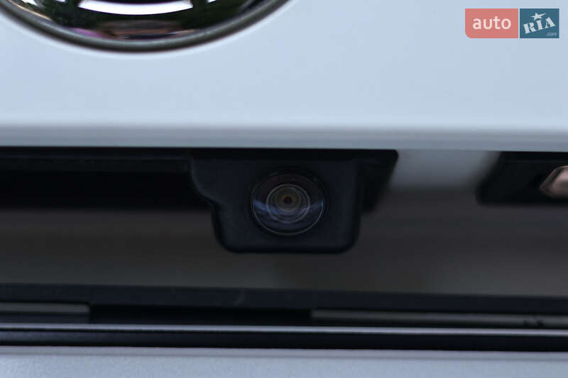 Седан Volkswagen Jetta 2018 в Львове