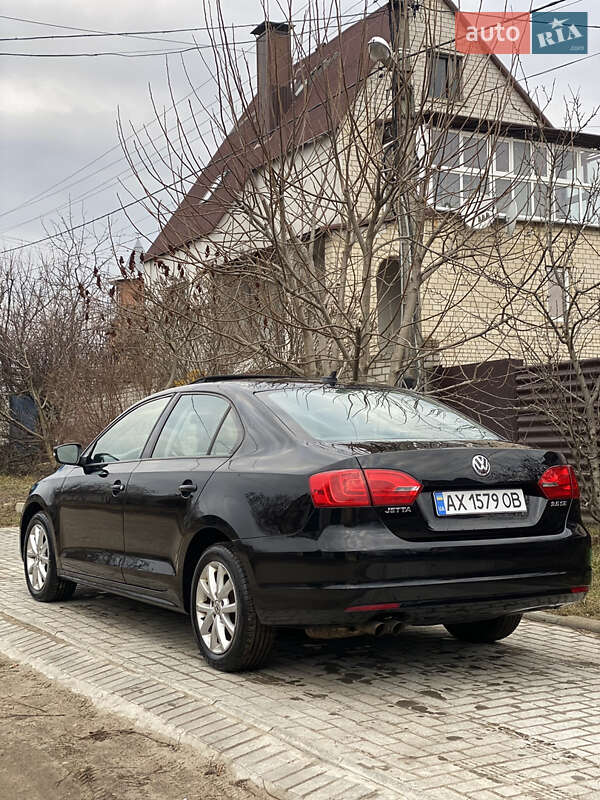 Седан Volkswagen Jetta 2011 в Харькове
