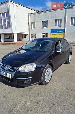 Седан Volkswagen Jetta 2006 в Виннице