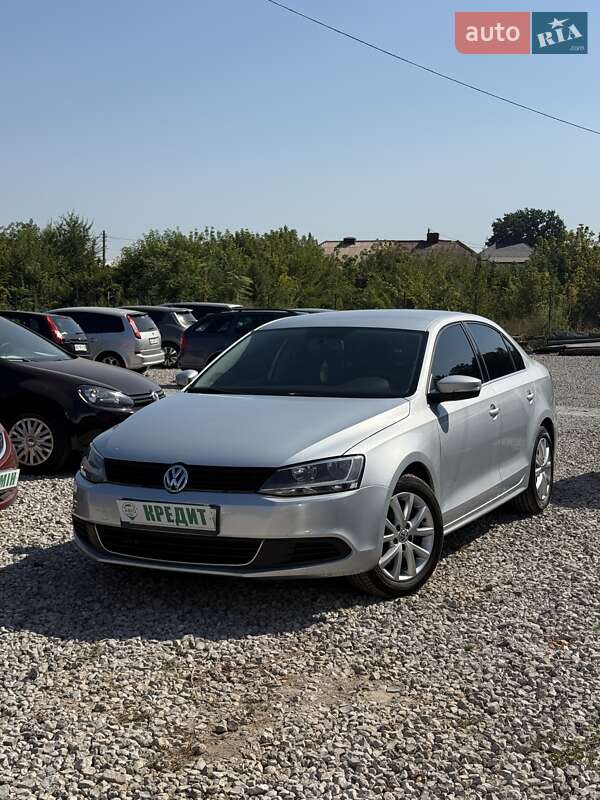 Volkswagen Jetta 2014