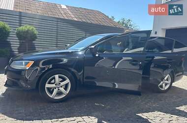Седан Volkswagen Jetta 2014 в Житомире