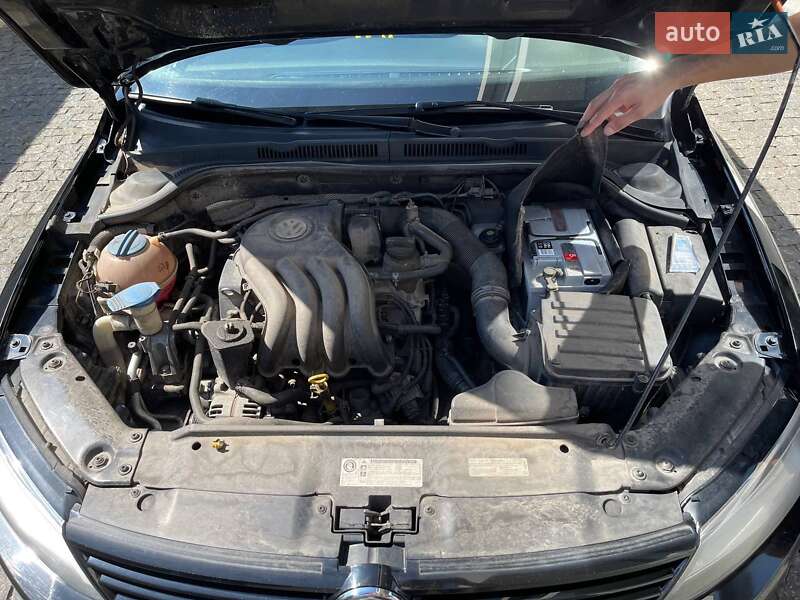 Седан Volkswagen Jetta 2014 в Житомирі фото 19 Седан Volkswagen Jetta 2014 в Житомирі