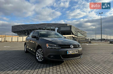 Volkswagen Jetta 2013