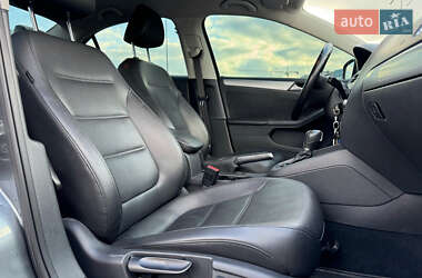 Седан Volkswagen Jetta 2013 в 