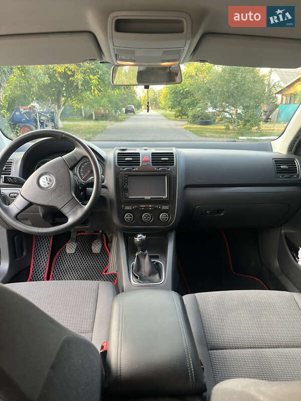 Седан Volkswagen Jetta 2008 в Кагарлику