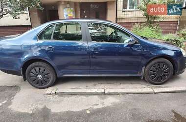 Седан Volkswagen Jetta 2007 в Киеве
