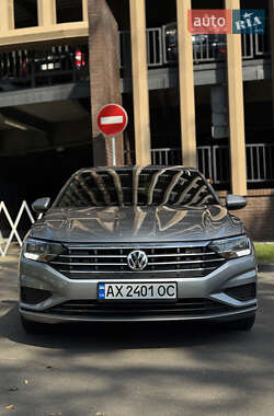 Седан Volkswagen Jetta 2019 в Харькове