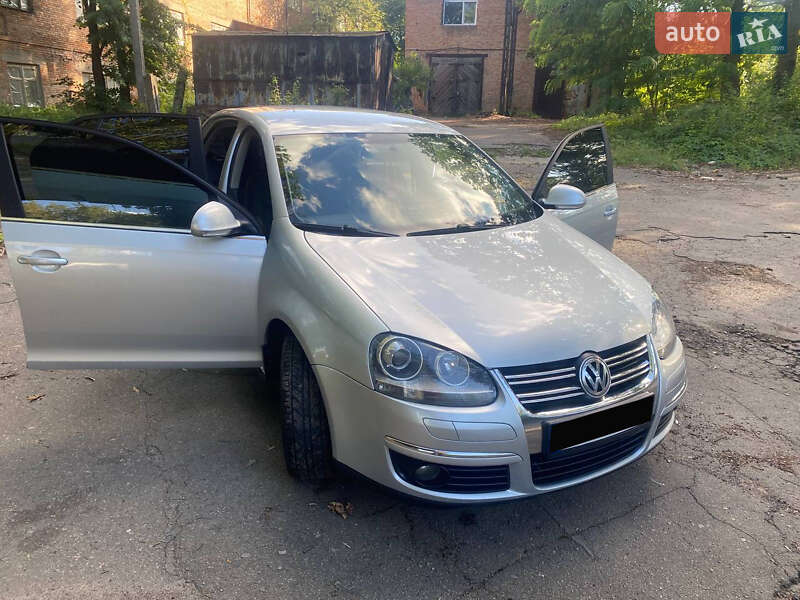 Седан Volkswagen Jetta 2008 в Умани