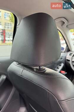 Седан Volkswagen Jetta 2013 в 