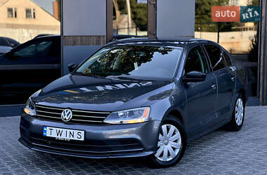 Седан Volkswagen Jetta 2016 в Одесі