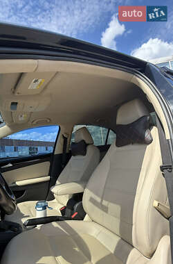 Седан Volkswagen Jetta 2013 в 