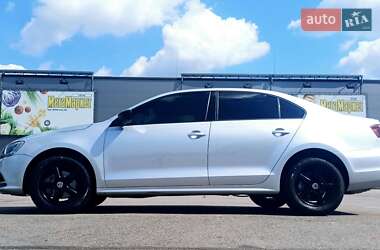 Седан Volkswagen Jetta 2015 в Києві