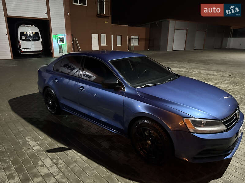 Седан Volkswagen Jetta 2016 в Сумах