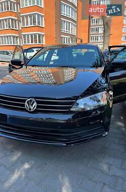 Седан Volkswagen Jetta 2015 в 