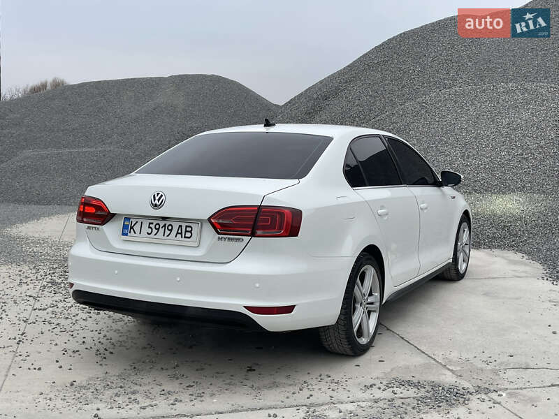 Седан Volkswagen Jetta 2012 в Києві