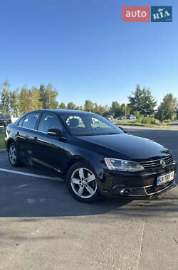 Седан Volkswagen Jetta 2010 в Киеве