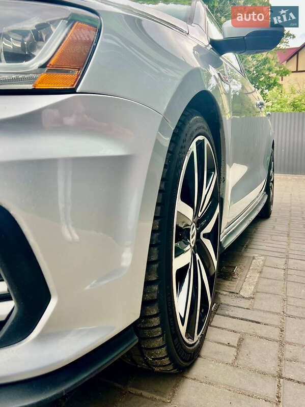 Седан Volkswagen Jetta 2016 в Кропивницькому фото 14 Седан Volkswagen Jetta 2016 в Кропивницькому