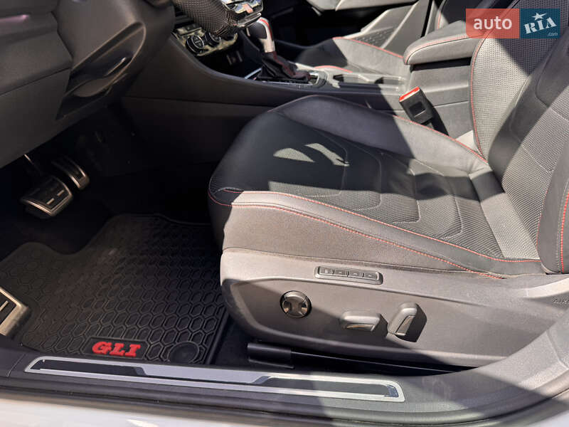 Седан Volkswagen Jetta 2019 в Одесі фото 21 Седан Volkswagen Jetta 2019 в Одесі