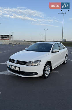 Volkswagen Jetta 2012 Volkswagen Jetta 2012