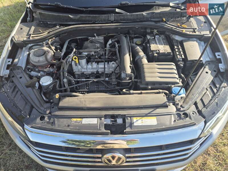 Седан Volkswagen Jetta 2021 в Киеве