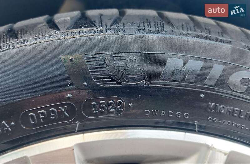 Седан Volkswagen Jetta 2015 в Києві