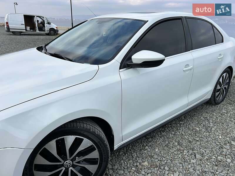 Седан Volkswagen Jetta 2015 в Одессе