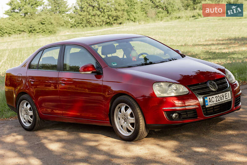 Седан Volkswagen Jetta 2006 в 