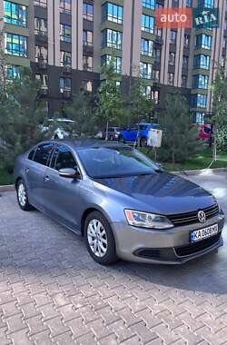 Седан Volkswagen Jetta 2013 в Софіївській Борщагівці