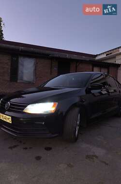 Седан Volkswagen Jetta 2014 в 