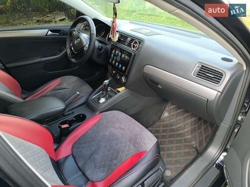Седан Volkswagen Jetta 2014 в Чугуеве фото 12 Седан Volkswagen Jetta 2014 в Чугуеве