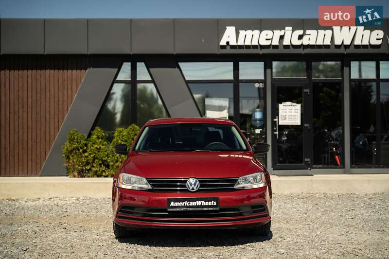 Седан Volkswagen Jetta 2016 в Черновцах