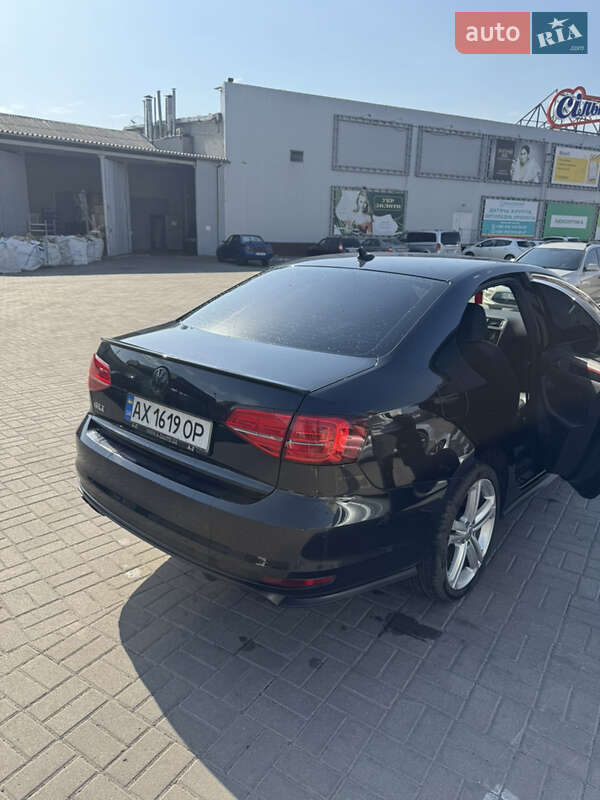 Седан Volkswagen Jetta 2016 в Павлограде