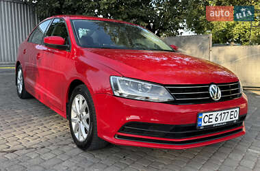 Седан Volkswagen Jetta 2015 в 