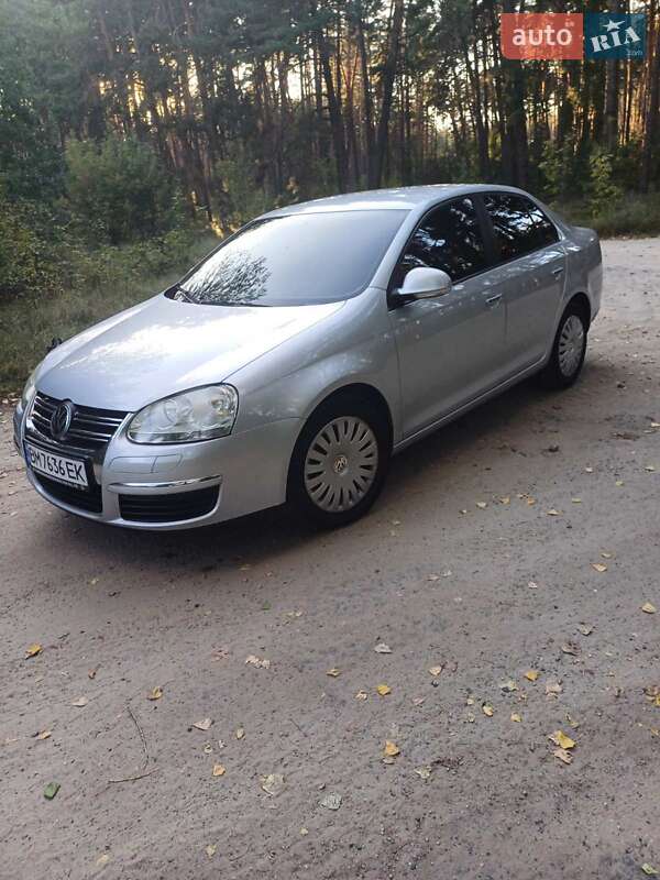 Седан Volkswagen Jetta 2005 в Ахтырке