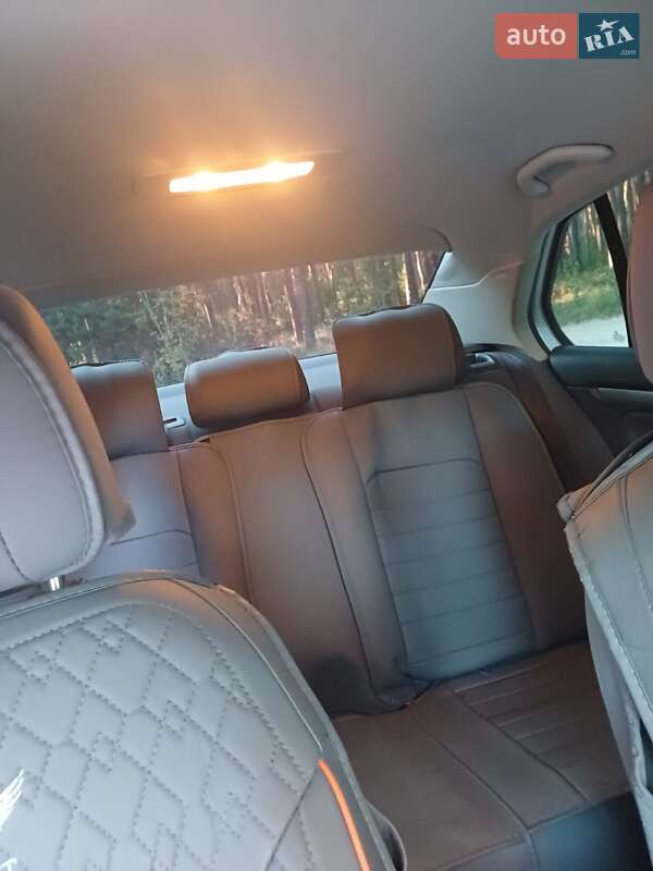 Седан Volkswagen Jetta 2005 в Ахтырке