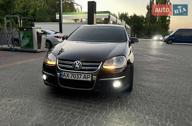 Седан Volkswagen Jetta 2006 в Харкові
