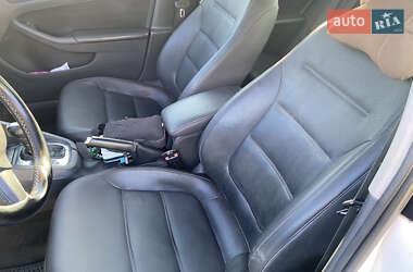 Седан Volkswagen Jetta 2012 в 