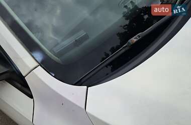 Седан Volkswagen Jetta 2010 в  фото 22 Седан Volkswagen Jetta 2010 в