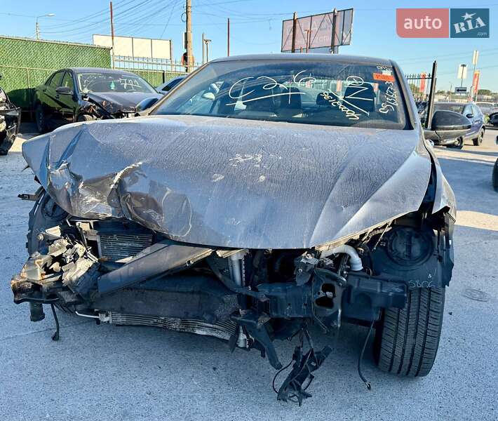 Седан Volkswagen Jetta 2018 в 