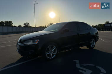 Седан Volkswagen Jetta 2011 в Виннице