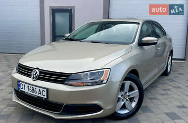 Седан Volkswagen Jetta 2012 в Дрогобичі