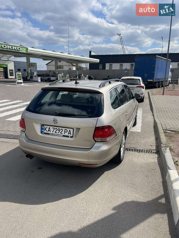 Універсал Volkswagen Jetta 2013 в Києві