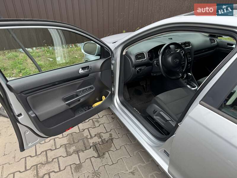 Універсал Volkswagen Jetta 2014 в Києві