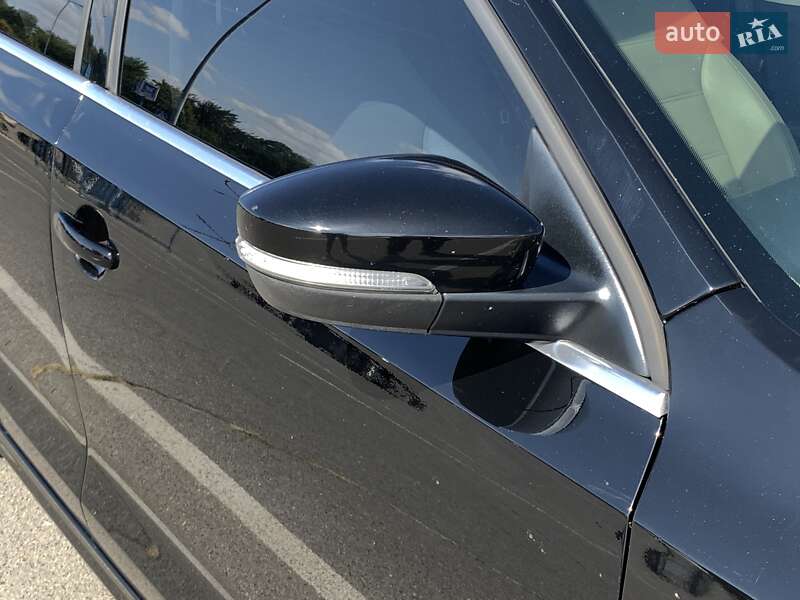 Седан Volkswagen Jetta 2014 в Дніпрі