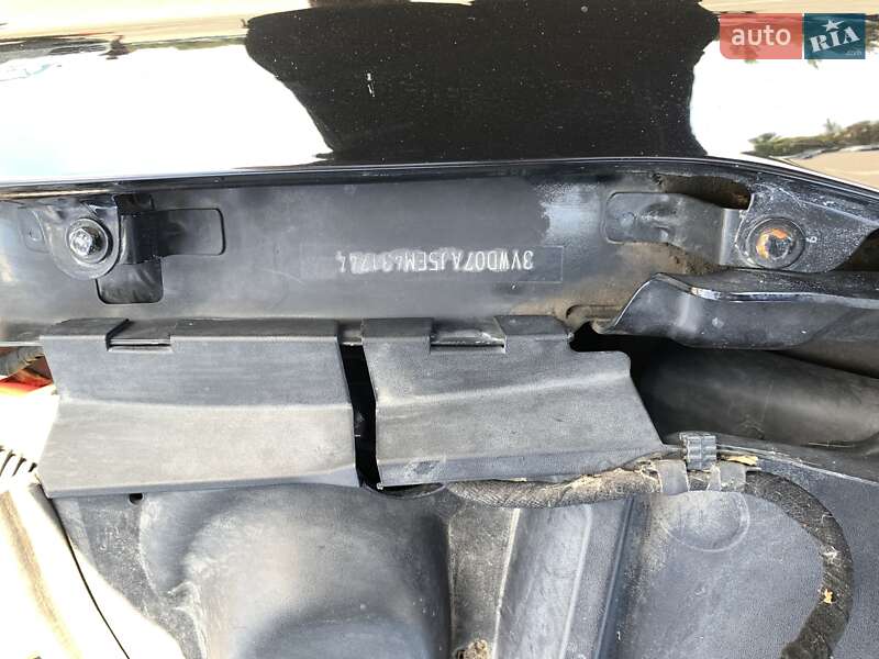 Седан Volkswagen Jetta 2014 в Дніпрі