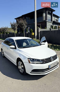 Седан Volkswagen Jetta 2016 в 