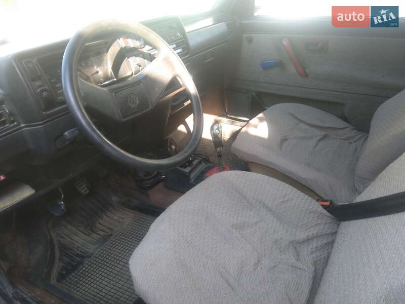 Купе Volkswagen Jetta 1986 в Рудки